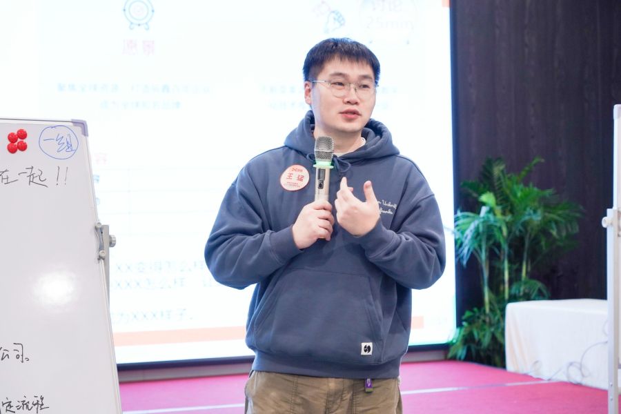 1764221130483591DC0E.jpg DSC06752.jpg