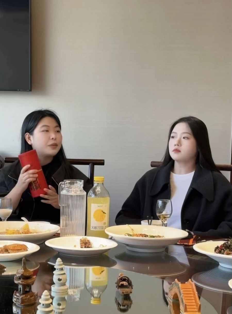 1764224641698872DtSF.jpg f3436789-6791-46de-a31a-ac6a13bd90cf.jpg